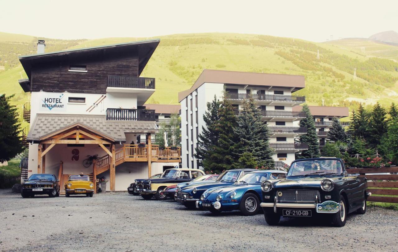 Hotel Valentin Pied Des Pistes Les Deux Alpes Bagian luar foto