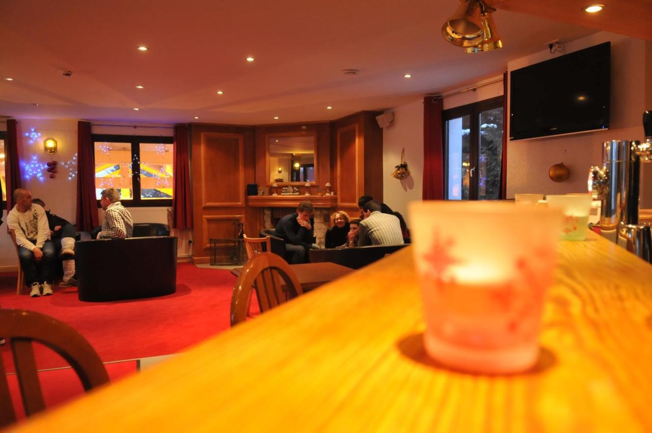 Hotel Valentin Pied Des Pistes Les Deux Alpes Bagian luar foto
