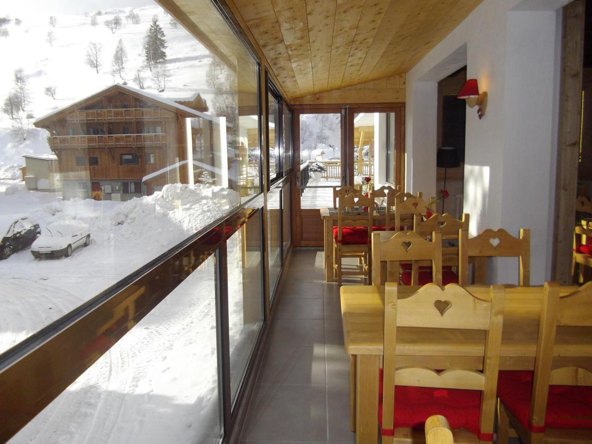 Hotel Valentin Pied Des Pistes Les Deux Alpes Bagian luar foto
