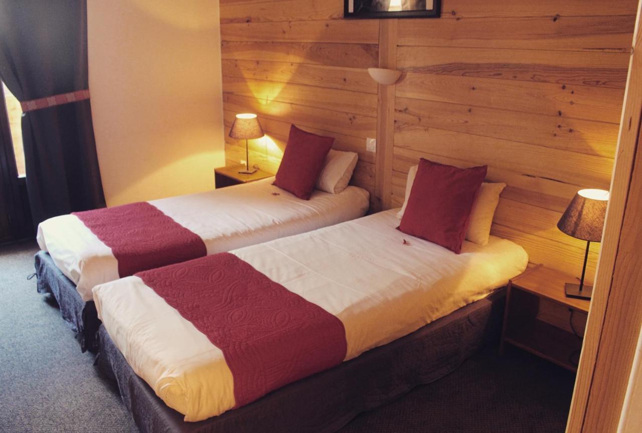 Hotel Valentin Pied Des Pistes Les Deux Alpes Bagian luar foto